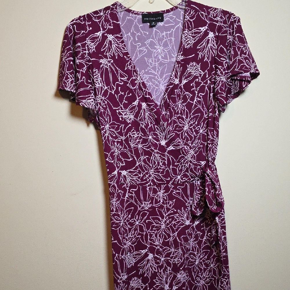 Elegant Plum Floral Faux Wrap Midi Dress. Size Med.